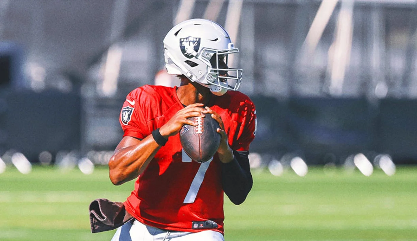 Geno Smith: ‘Let ‘Em Sleep on the Raiders. We’re Working in the Shadows’ Geno Smith: 'Let 'Em Sleep on the Raiders. We're Working in the Shadows'